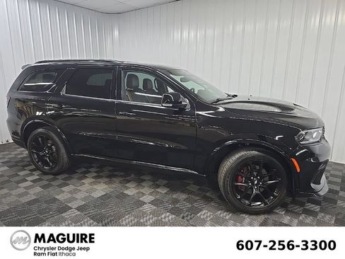 Used 2025 Dodge Durango R/T AWD/4WD image 1