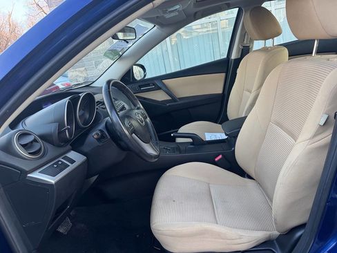Used 2013 MAZDA MAZDA3 i Touring image 11