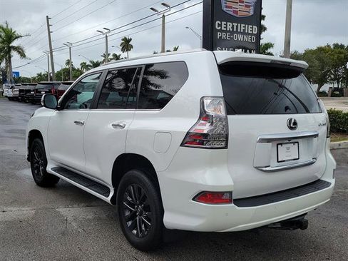 Used 2021 Lexus GX 460 Premium image 3