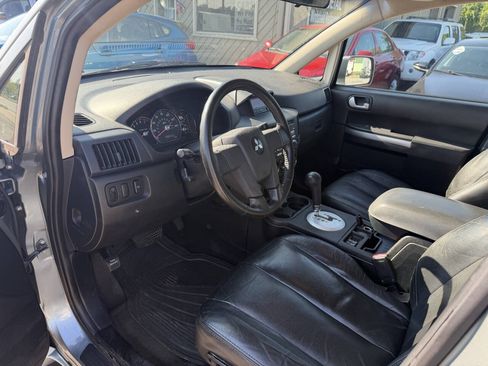Used 2008 Mitsubishi Endeavor SE AWD/4WD image 25