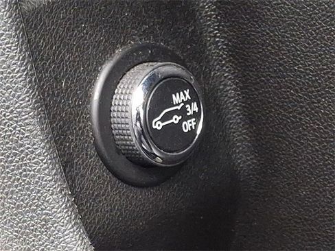 Used 2024 Cadillac XT4 Premium Luxury image 26