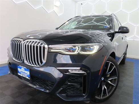 Used 2019 BMW X7 xDrive50i w/ M Sport Package AWD/4WD image 2