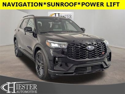 Used 2025 Ford Explorer ST
