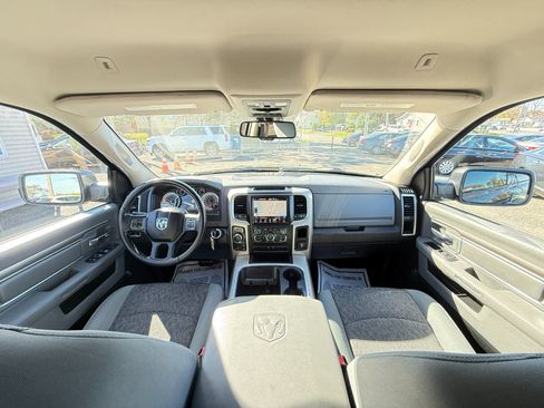 Used 2018 RAM 1500 Classic SLT w/ Luxury Group image 24