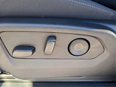 New 2025 Chevrolet Silverado 2500 Custom w/ Custom Value Package image 16