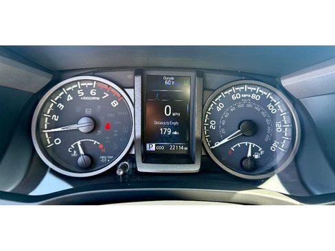 Used 2023 Toyota Tacoma TRD Sport image 15