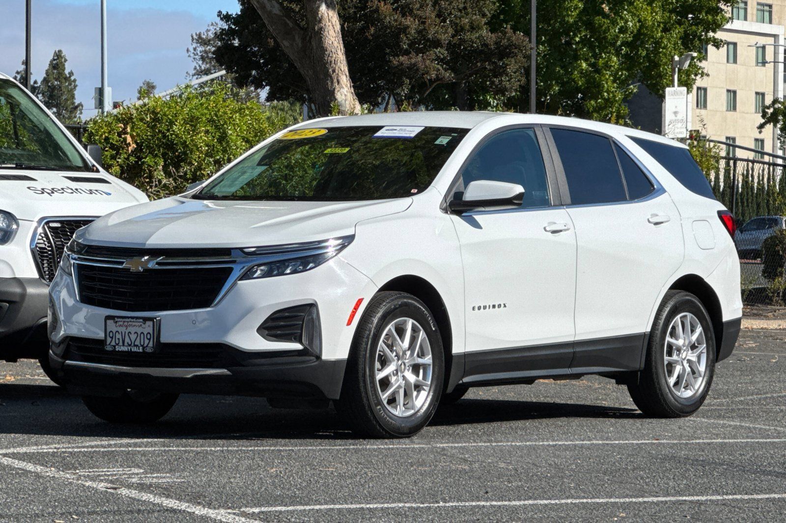 Used 2023 Chevrolet Equinox LT FWD image 9