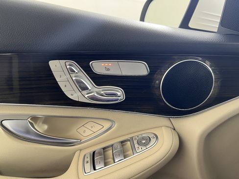 Certified 2018 Mercedes-Benz GLC 300 4MATIC image 21