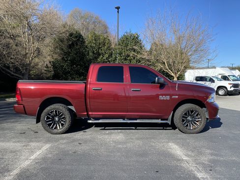 Used 2017 RAM 1500 Express image 10