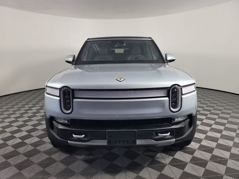 Used 2024 Rivian R1S Adventure AWD/4WD image 8