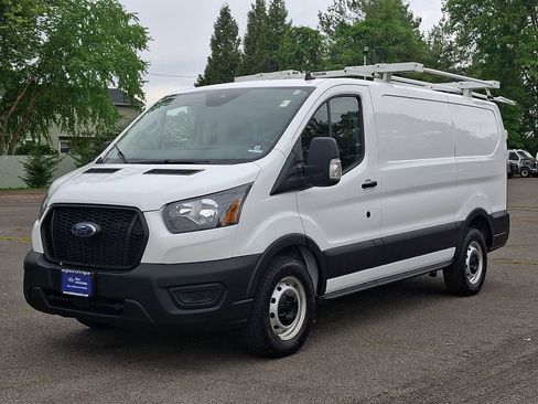 Used 2023 Ford Transit 150 Low Roof RWD image 3