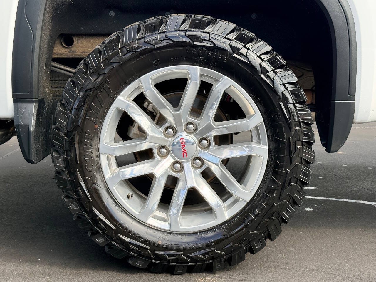 Used 2019 GMC Sierra 1500 SLT AWD/4WD image 13