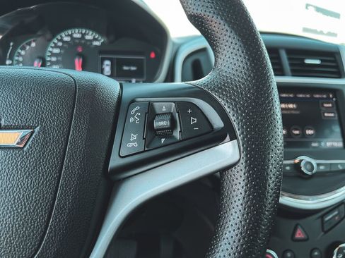 Used 2020 Chevrolet Sonic LT image 15