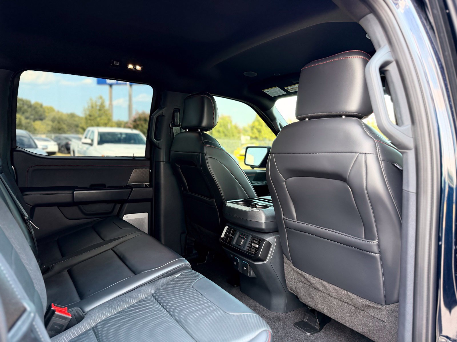 Used 2025 Ford F150 Raptor AWD/4WD image 26
