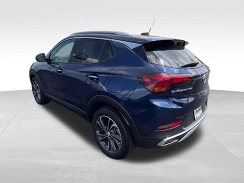 Certified 2023 Buick Encore GX Essence w/ Advanced Technology Package FWD image 4