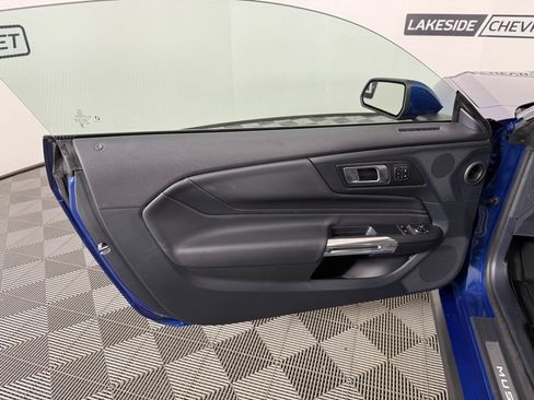 Used 2024 Ford Mustang GT Premium image 12