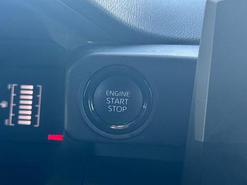 Used 2025 Toyota Tacoma SR5 image 25