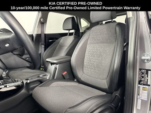 Certified 2025 Kia Seltos X-Line AWD/4WD image 17