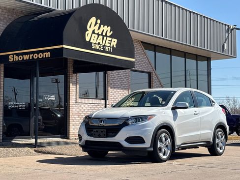 Used 2019 Honda HR-V LX image 1