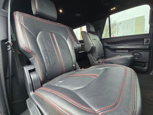 Used 2022 Ford Expedition Max Limited image 14
