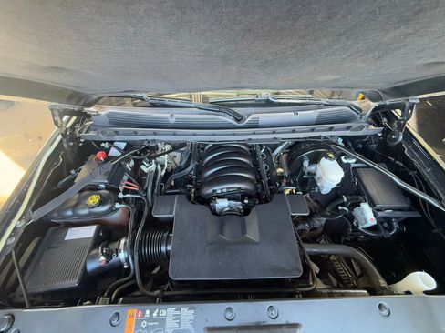 Used 2019 Chevrolet Silverado 1500 LT image 28