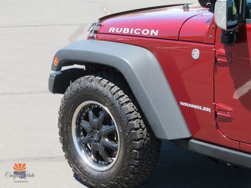 Used 2007 Jeep Wrangler Rubicon w/ Dual Top Group AWD/4WD image 15