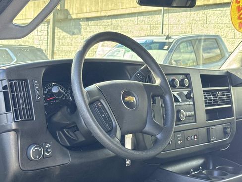 Used 2023 Chevrolet Express 2500 w/ Driver Convenience Package image 10