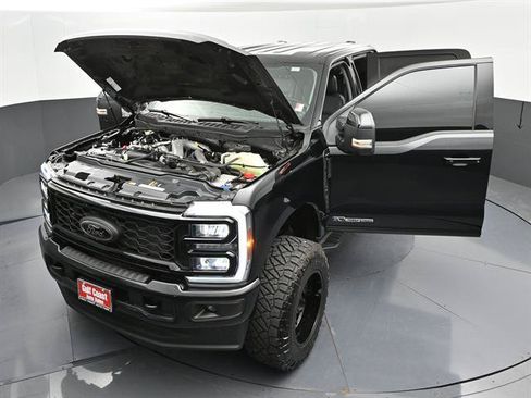 Used 2025 Ford F250 Lariat w/ Black Appearance Package AWD/4WD image 50