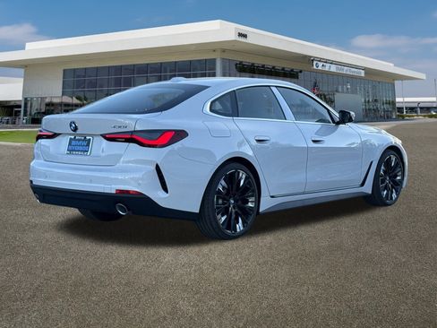 New 2026 BMW 430i image 11