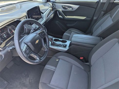 Used 2025 Chevrolet Blazer LT image 21