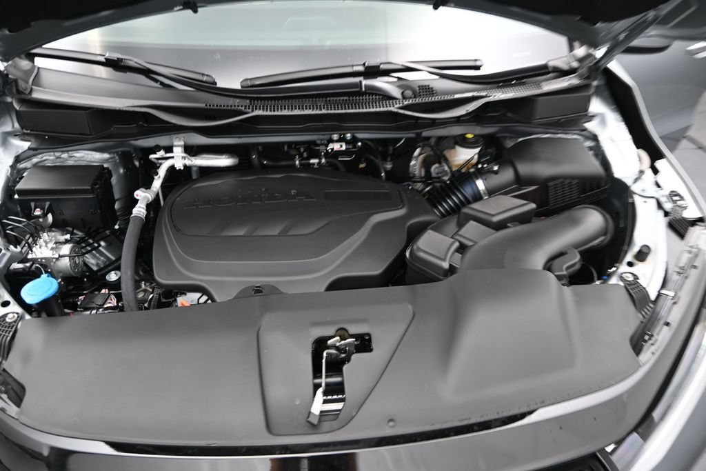 New 2027 Honda Odyssey Touring image 11