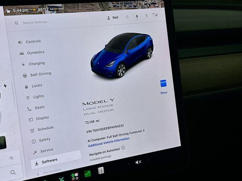 Used 2023 Tesla Model Y Long Range AWD/4WD image 18