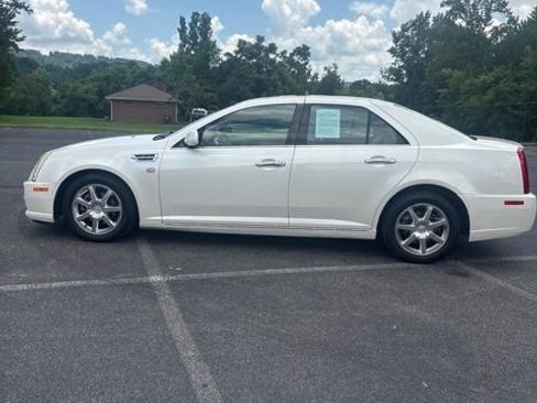 Used 2008 Cadillac STS V8 RWD image 2