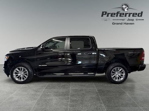 Used 2023 RAM 1500 Laramie AWD/4WD image 11