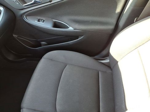 Used 2024 Chevrolet Malibu LT image 28