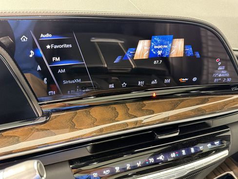 Used 2023 Cadillac Escalade Sport Platinum w/ Heavy-Duty Trailer Package image 23