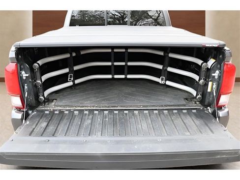 Used 2022 Toyota Tacoma TRD Sport image 10