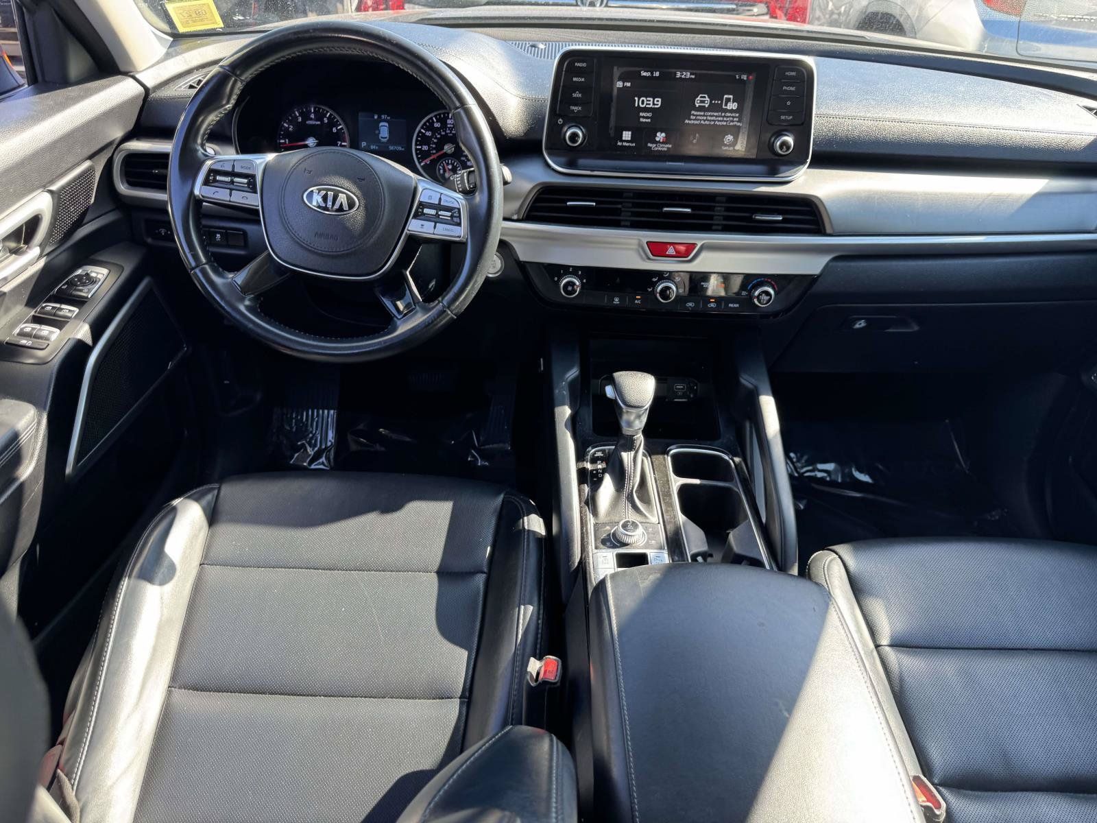 Used 2020 Kia Telluride LX AWD/4WD image 10