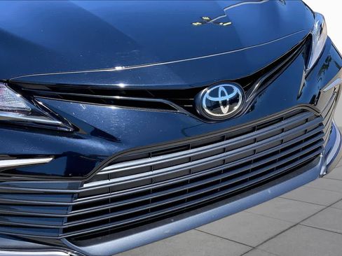 Used 2024 Toyota Camry LE FWD image 31