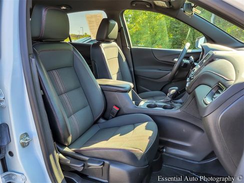Used 2024 Chevrolet Equinox RS image 32
