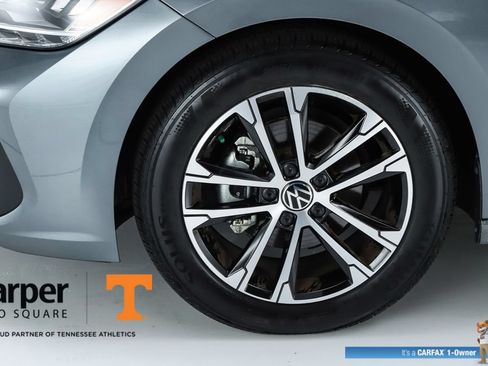 Used 2024 Volkswagen Jetta Sport FWD image 5