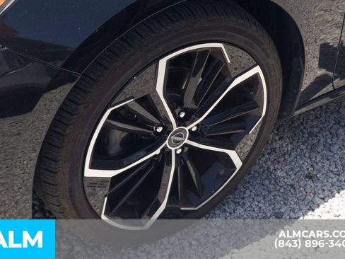 Used 2024 Nissan Altima 2.5 SR FWD image 5