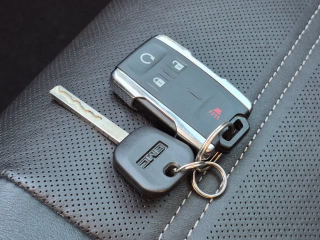 Used 2018 GMC Sierra 1500 Denali AWD/4WD image 37