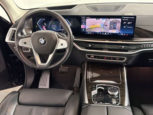 Used 2026 BMW X7 xDrive40i AWD/4WD image 29
