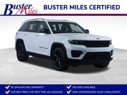 Used 2023 Jeep Grand Cherokee Altitude