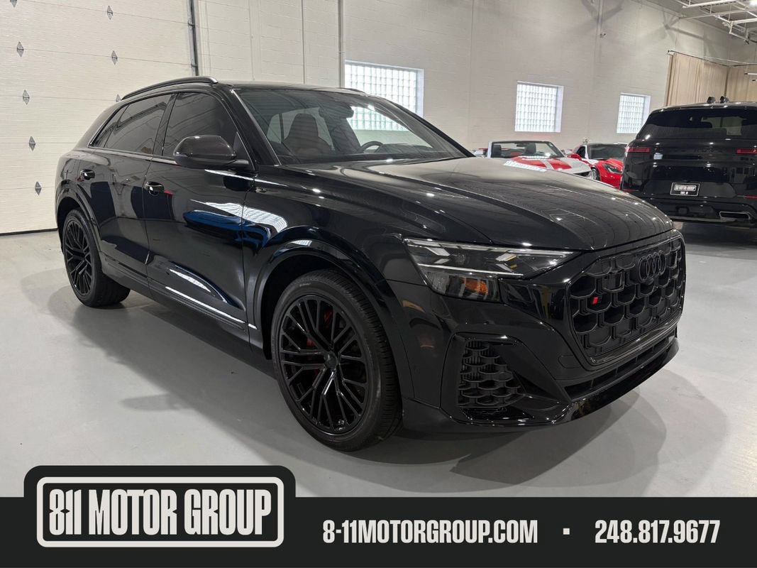 Used 2026 Audi SQ8 Prestige AWD/4WD image 1