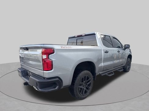 Used 2024 Chevrolet Silverado 1500 LT Trail Boss w/ Convenience Package II AWD/4WD image 5