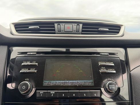 Used 2014 Nissan Rogue S AWD/4WD image 13
