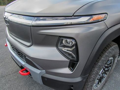 New 2026 Chevrolet Silverado EV Trail Boss image 12