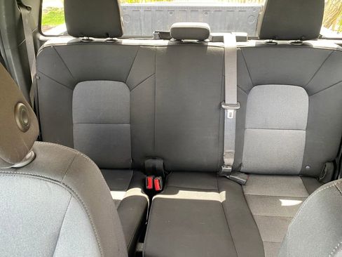 Used 2024 Chevrolet Colorado W/T RWD image 35